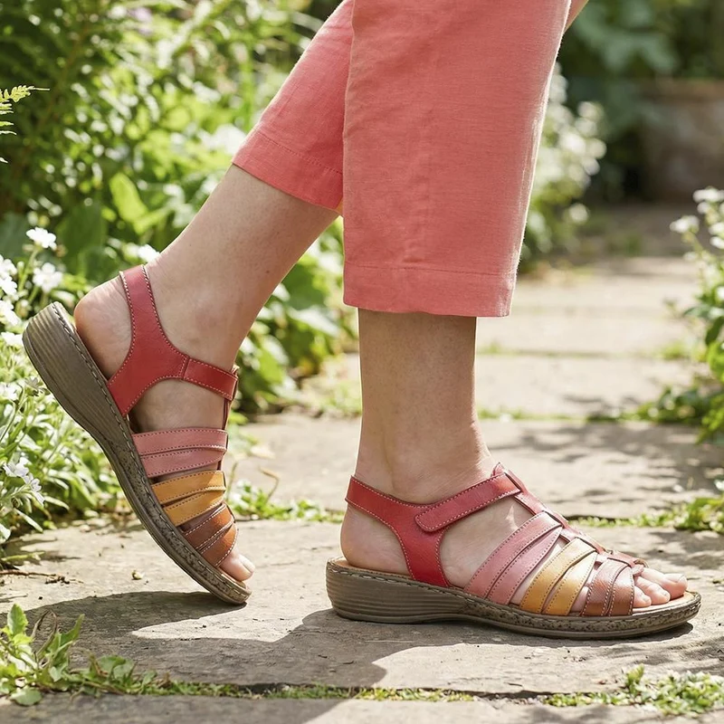 Premium Leather Adjustable Fasten Sandals - LUCK43002 / 329 420 - Red Multi