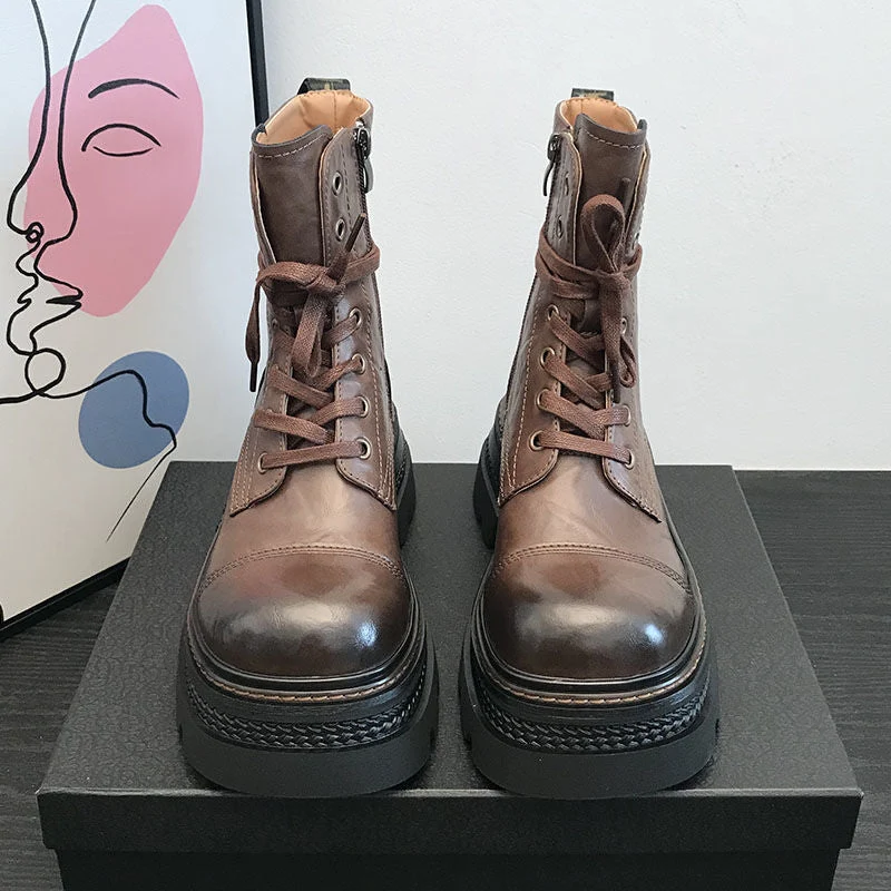 Kurze Damenstiefel mit fester Sohle und seitlichem Reißverschluss - Elviora
