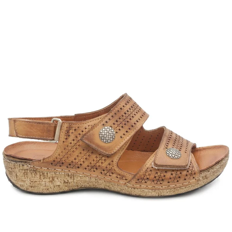 Leather Triple Adjustable Strap Sandals - KARY43005 / 329 410 - Tan