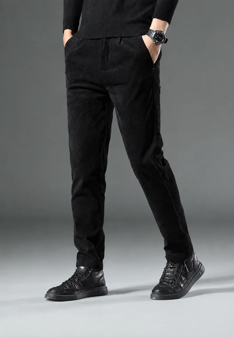 Herren-Cordhose mit Bundfalten und Seitentaschen – Corvin