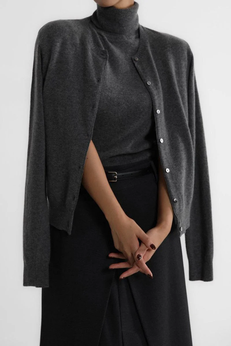 Damen-Set: ärmelloses Top mit hohem Kragen und kurzer Strickjacke – Celia