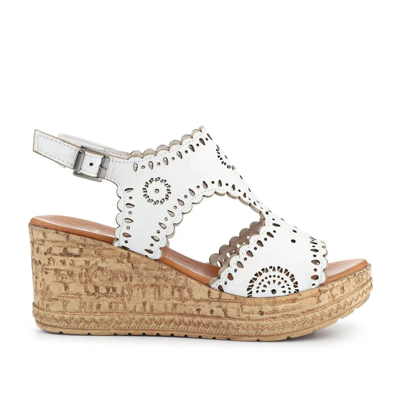 Leather Buckle-Fastening Wedge Sandals - LUCK41012 / 327 609 - White