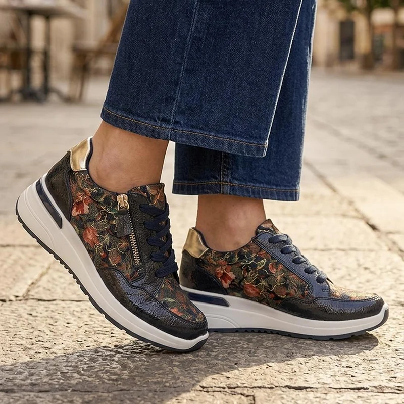 Stylish Zip & Lace Wedge Trainers - WBINS44050 / 329 621 - Navy Patent