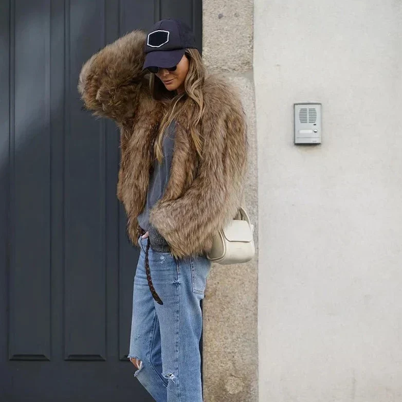 Rasa | Plüsch-Kunstfelljacke für Damenmode