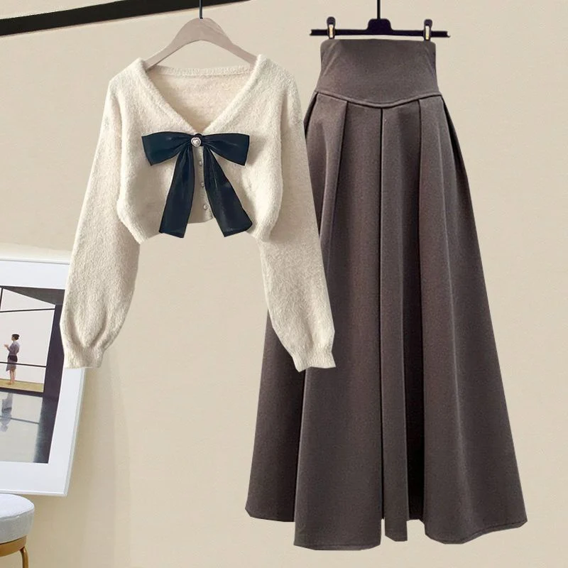 Warts | Schickes Herbst Strickpullover & Plissee Rock Set für Damen