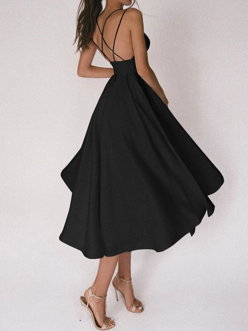 Rosebud | Kleid mit V-Ausschnitt und Trägern