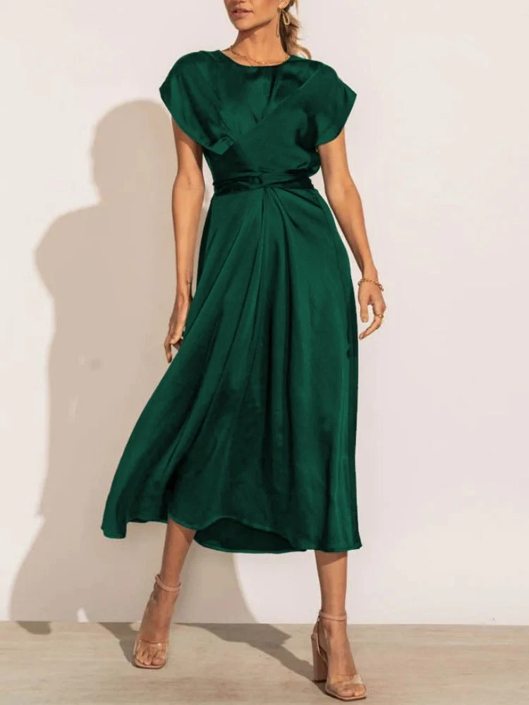 Quinlan | Elegantes Midikleid aus Satin