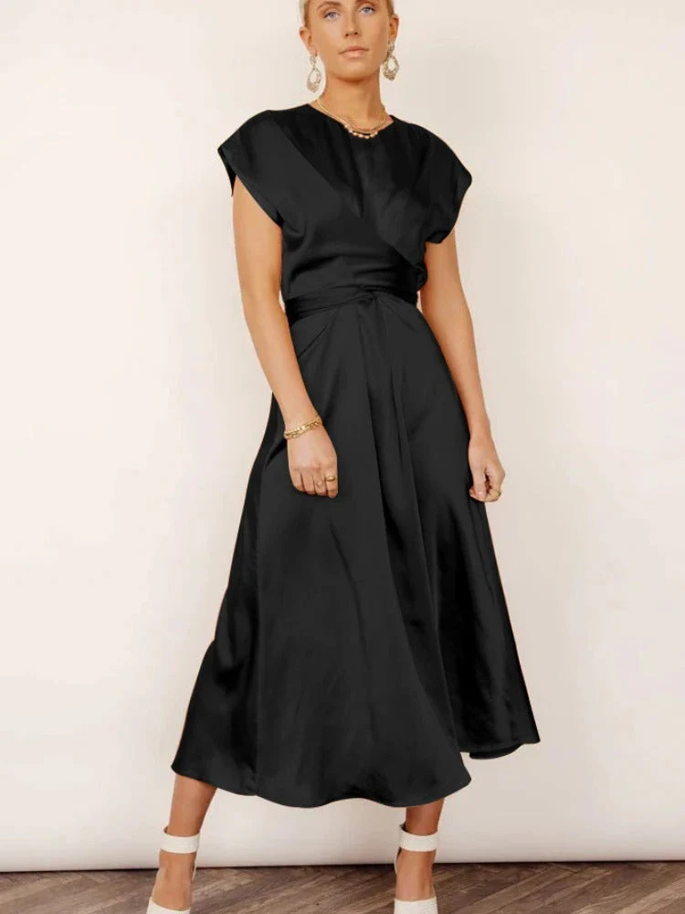 Quinlan | Elegantes Midikleid aus Satin