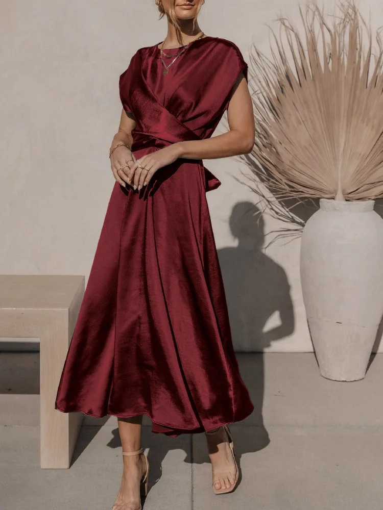 Quinlan | Elegantes Midikleid aus Satin