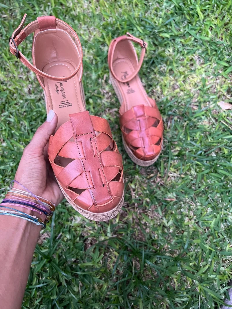 Noelene - Sandalen Stilvoll und bequem