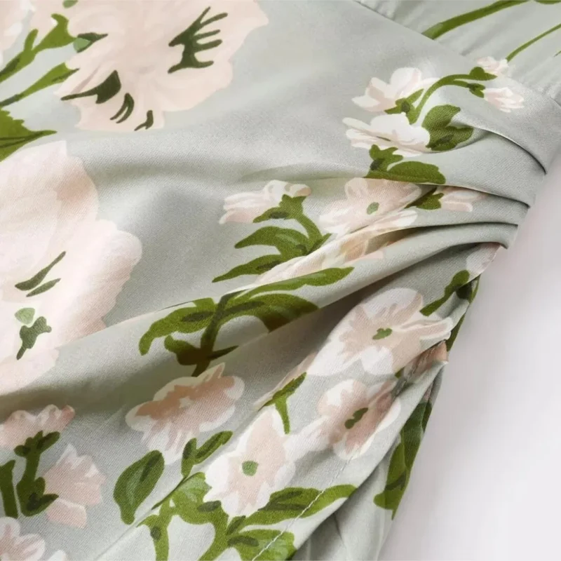 Emily | Atemberaubendes Grünes Sommerblumenkleid