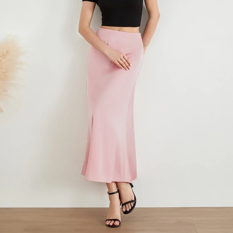 Elysia | Mode Langer glänzender Satin-Rock