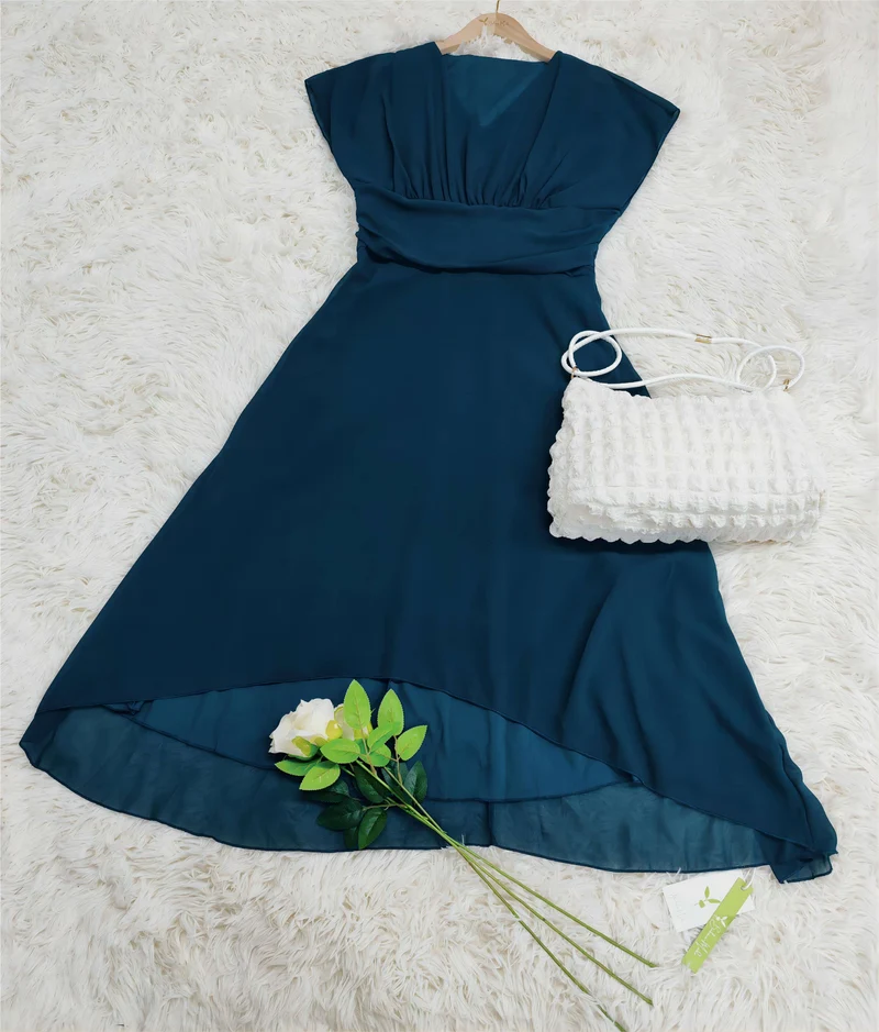 Nathalie | Zeitloses Damenkleid