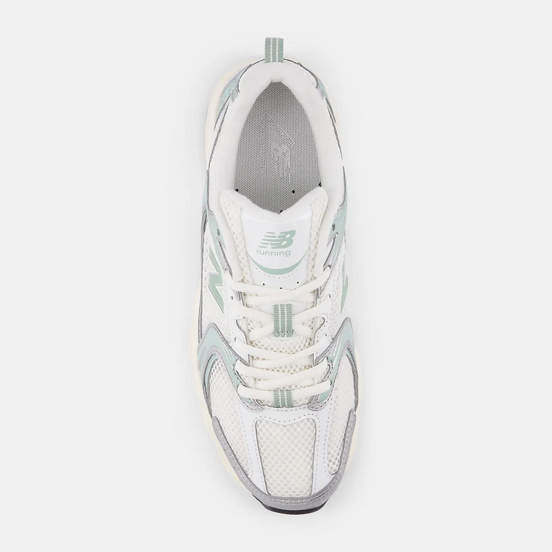 New Balance Unisex 530 Sneaker | Silber Metallic / Mosaikgrün