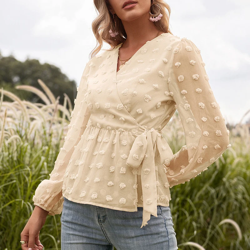 Athena | Langärmelige Bluse mit V-Ausschnitt aus Spitze