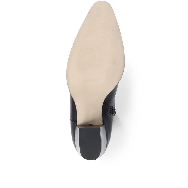 Lizia Heeled Leather Ankle Boots - LIZIA / 324 369 - Black