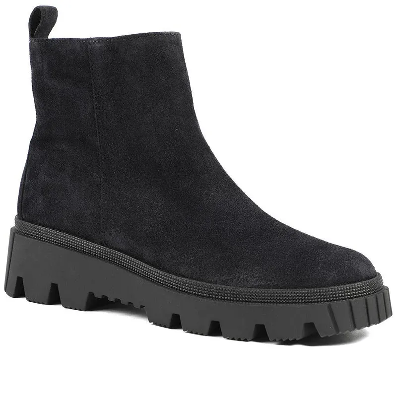 Gabor Chunky Leather Zip Up Ankle Boots - GAB42545 / 329 075