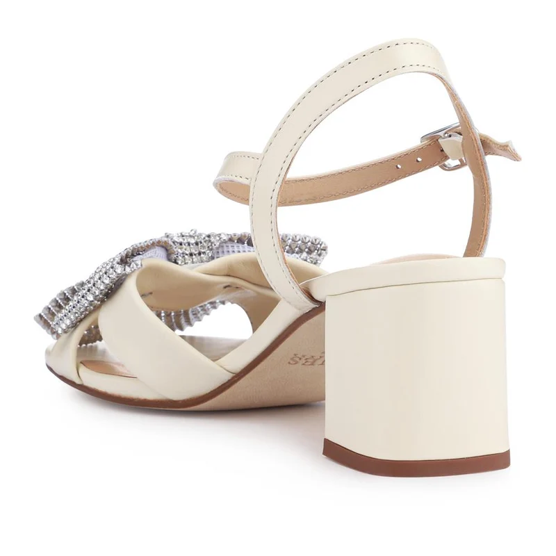 Juliana Smart Buckled Leather Sandals - JULIANA / 328 216 - Cream