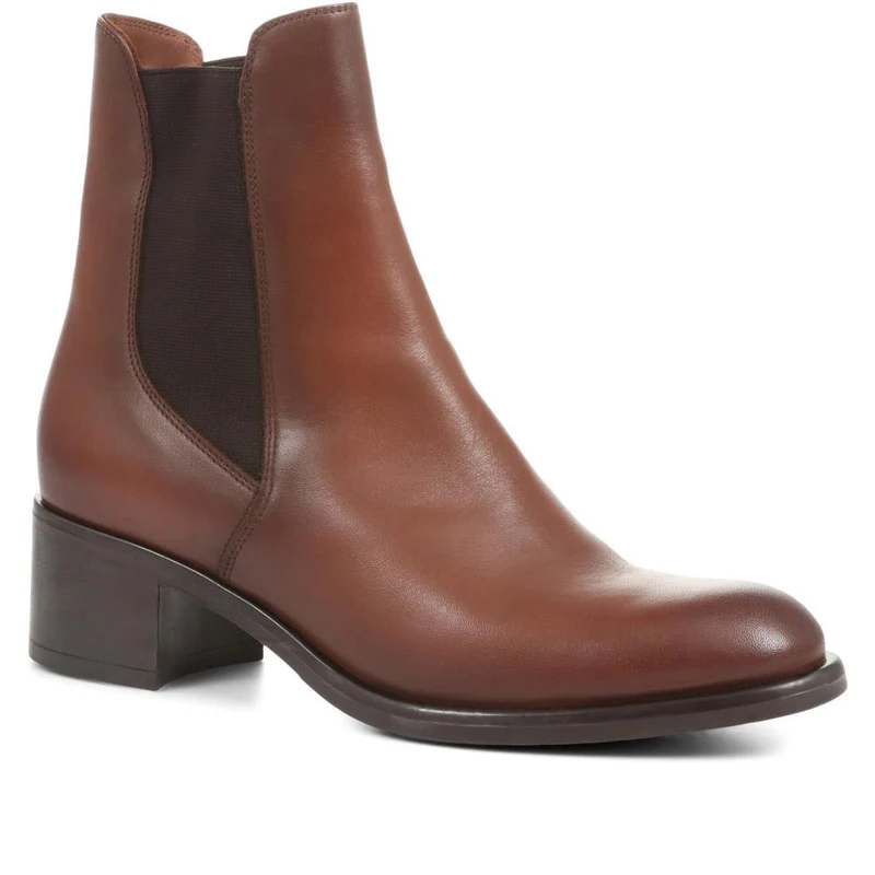 Doria Heeled Leather Chelsea Boots - DORIA / 322 365 - Tan