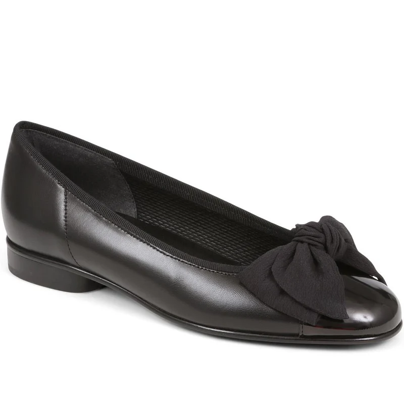 Amy Bow-Detailed Ballet Pumps - GAB38500 / 324 167