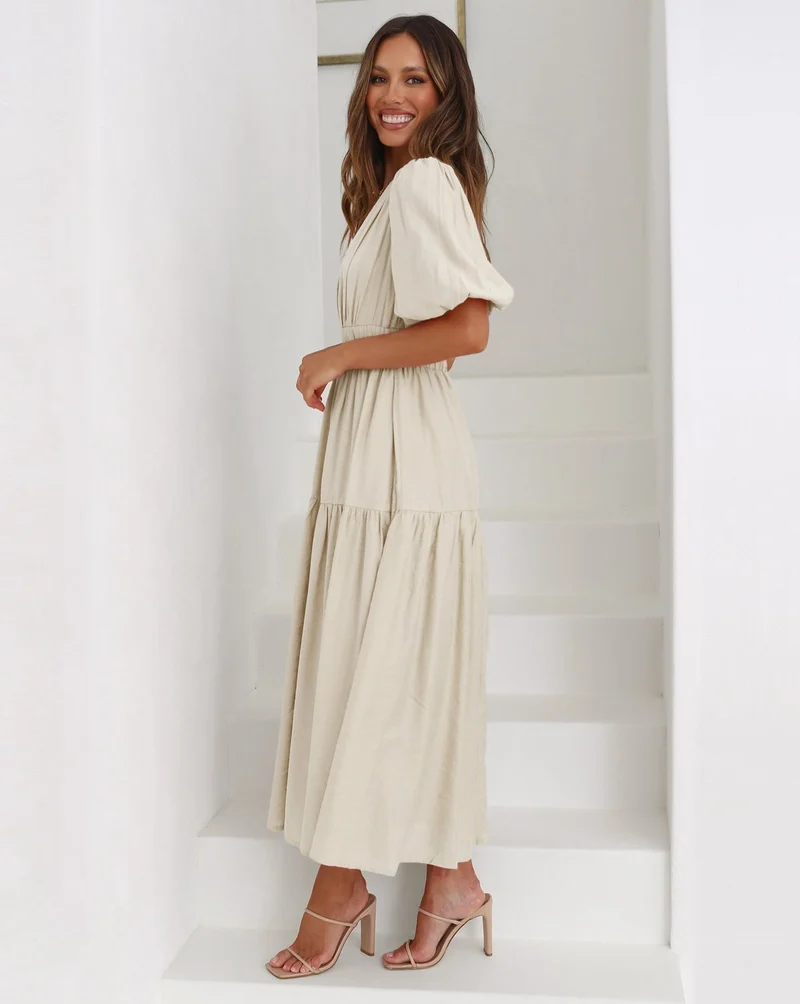 Elia- Kleid mit V-Ausschnitt und Puffärmeln