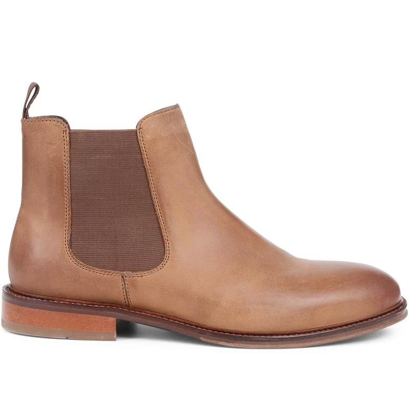 Debden Leather Chelsea Boots - DEBDEN / 320 461 - Tan Nubuck