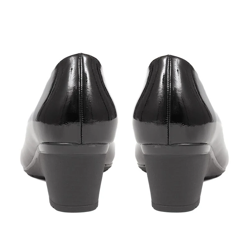 Wedge Heel Slip-On Pumps - WK38017 / 324 233 - Black Patent