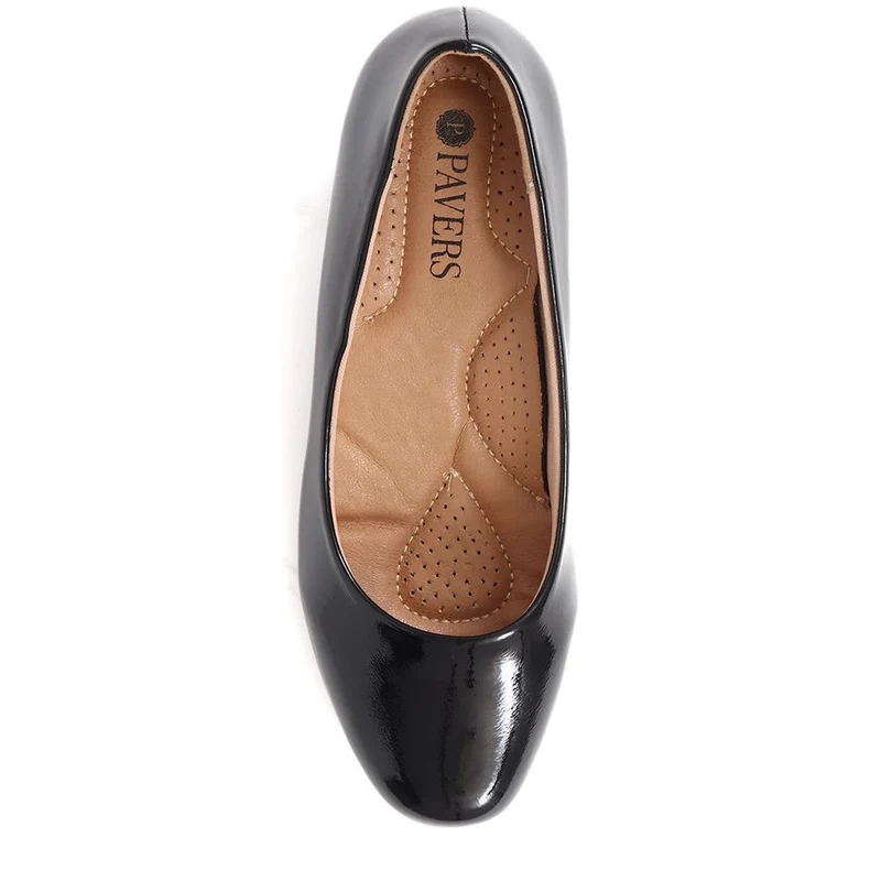 Wedge Heel Slip-On Pumps - WK38017 / 324 233 - Black Patent