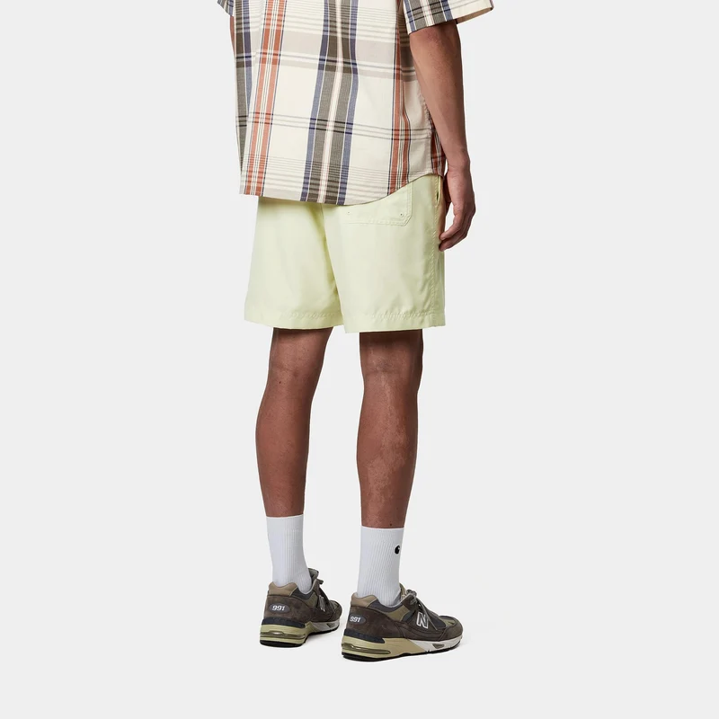 Carhartt WIP Herren Chase Badeshorts | Luftgrün