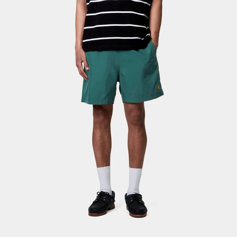 Carhartt WIP Herren Chase Badeshorts | Regenwald