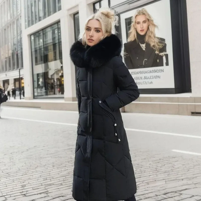 Clara | Damen Langer Daunen-Steppmantel mit Kragen Fellkapuze Wintermantel