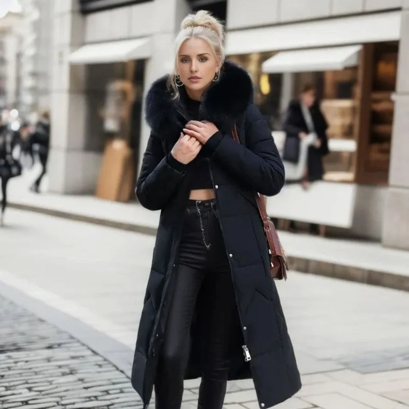 Clara | Damen Langer Daunen-Steppmantel mit Kragen Fellkapuze Wintermantel