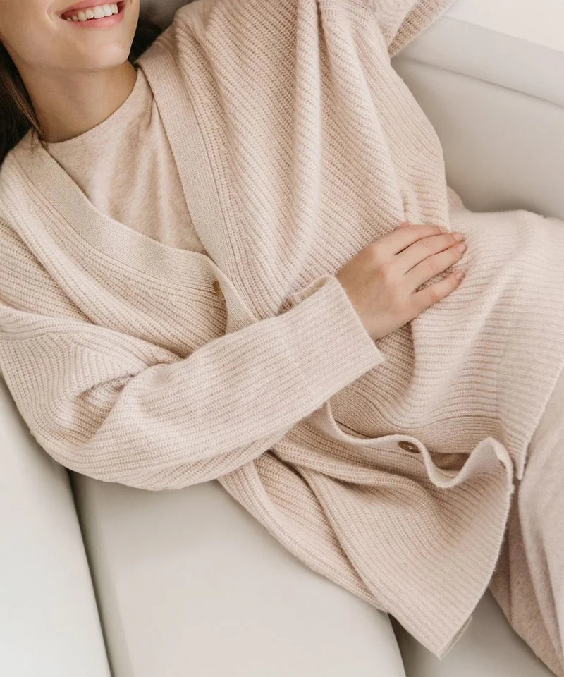 Johanna | Damen Oversized Strickjacke mit Knöpfen