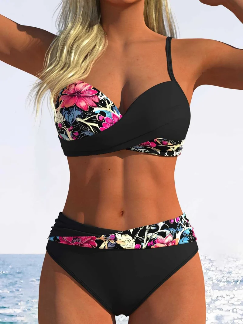 Amelisse | Femininer Wickel-Bikini mit Push-up-Effekt