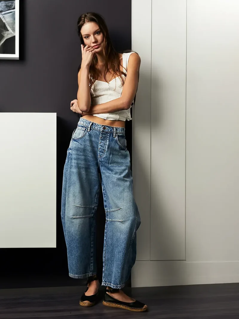 Martina | Damen Weit Geschnittene Jeans mit Nahtdetails