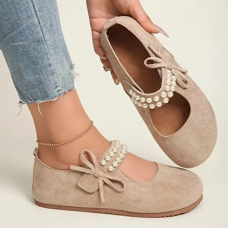 Bosalia | Mary-Jane-Ballerinas mit Perlenriemen