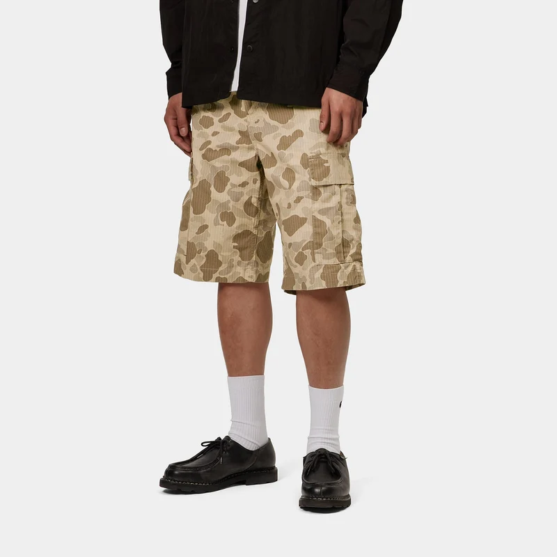 Carhartt WIP Herren Regular Moraga Twill Cargo Shorts | Camo Duck Desert