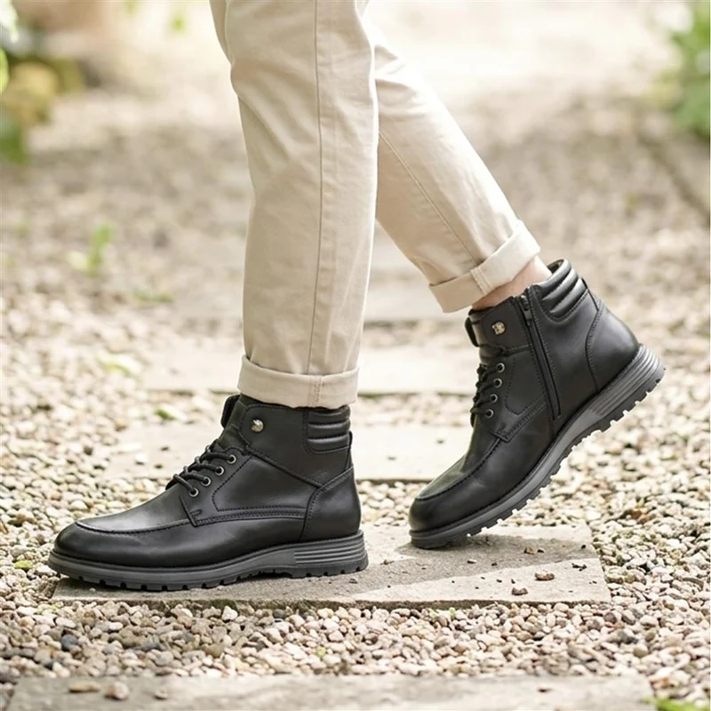Wide Fit Leather Boots With Padded Ankle Cuff - JFOOT42020 / 328 053 - Black