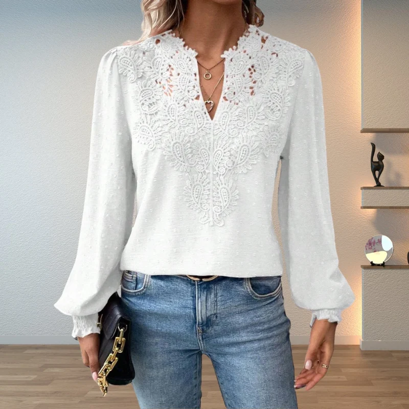 Katharina | Damen Elegante Spitzen-Bluse mit V-Ausschnitt und Gepunkteter Chiffon