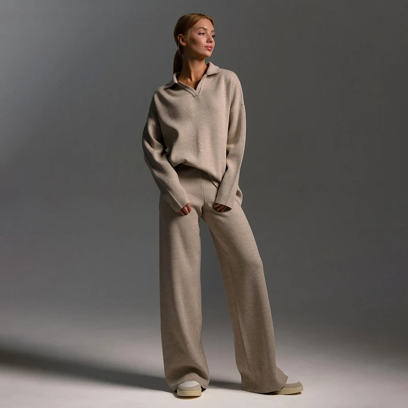 Damen Lounge Set mit Weitbein Hose und Polo Pullover