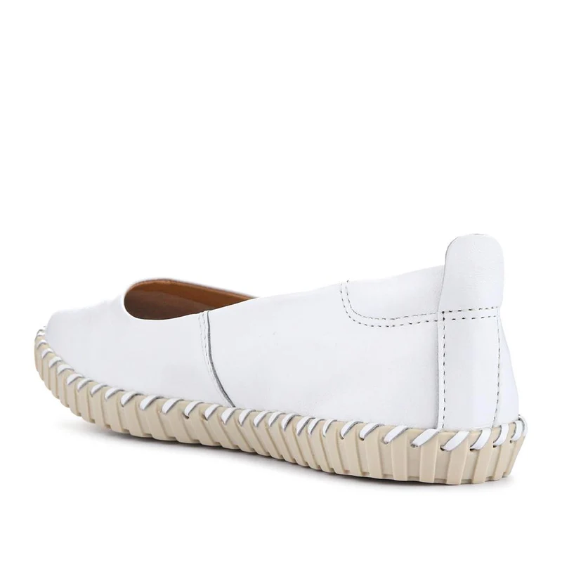 Lightweight Leather Pumps - BELBT41001 / 327 496 - White