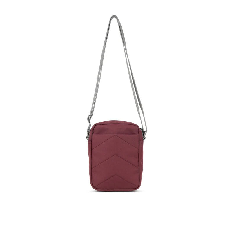 ROKA Bond Zinfandel Tasche aus recyceltem Canvas