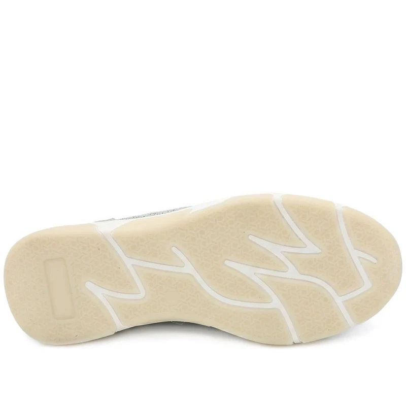 Breathable Lace Up Sporty Trainers - WBINS43070 / 329 264 - Khaki
