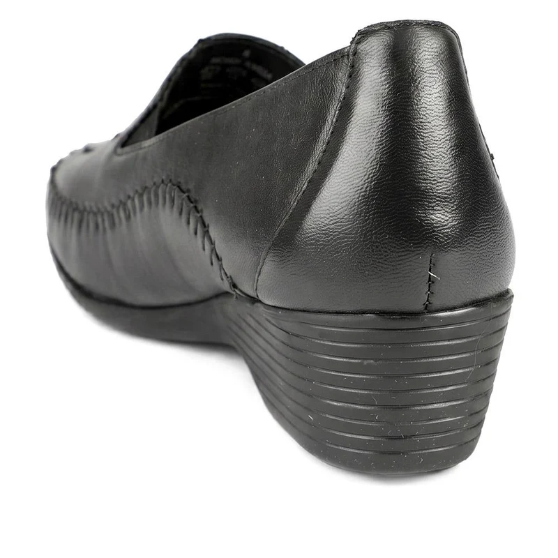 Leather Wedge Loafers - MOEN43004 / 329 555 - Black