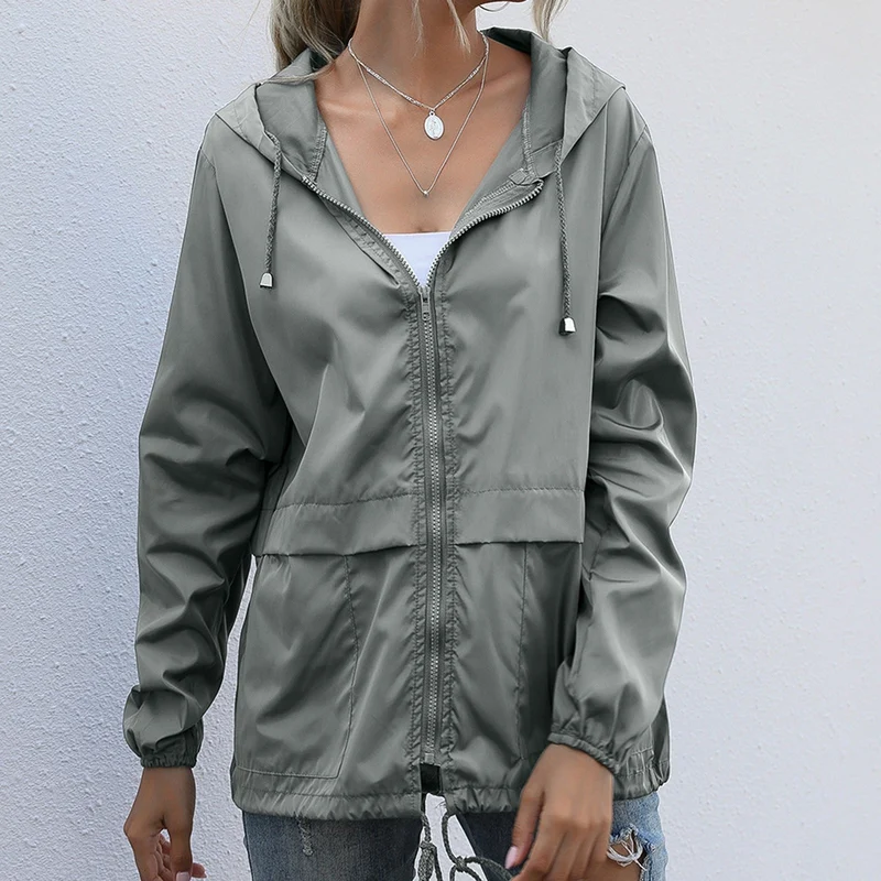 Damenjacke Wasserdicht mit Reißverschluss und Kapuze Stylish und Praktisch