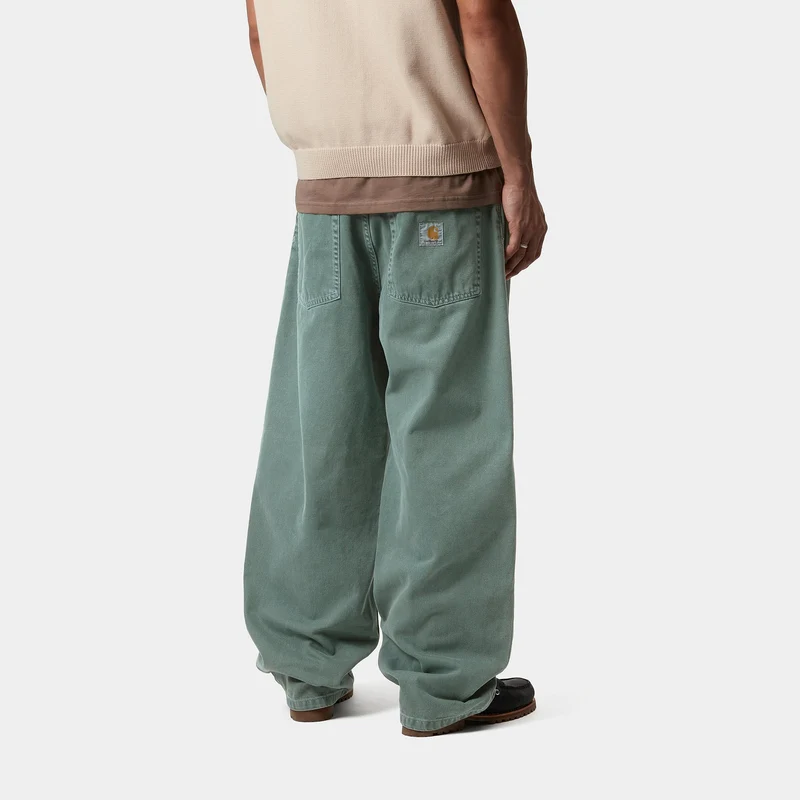 Carhartt WIP Herren Brandon Clark Twill Hose - Silberne Kiefernstein-gefärbt