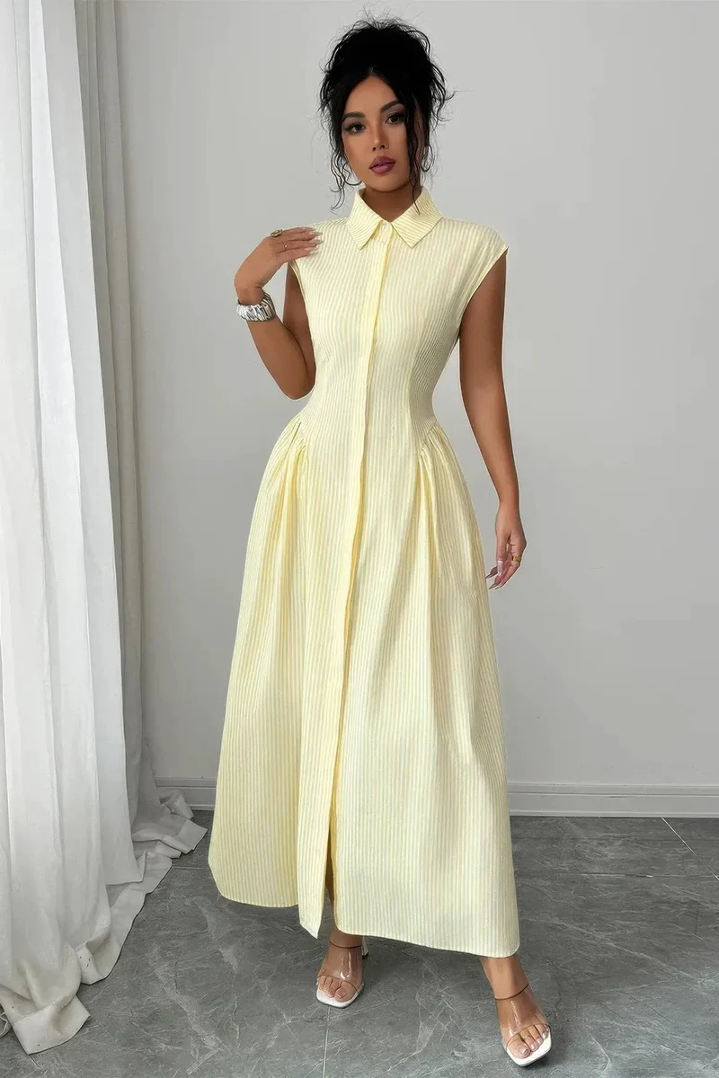 Damen langes Kleid mit Kragen kurzen Ärmeln und Taillenraffung