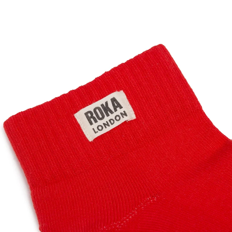 ROKA Wembley Kurze Socken aus Bio-Baumwolle - Cranberry