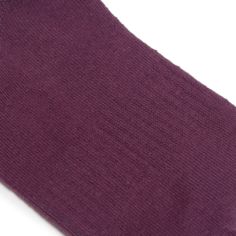 ROKA Wembley Kurze Socken aus Bio-Baumwolle - Beere