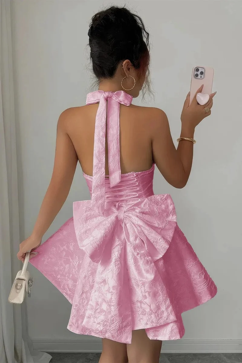 Damen Halter Kleid mit V Ausschnitt Rückenkreuzung und Stickerei